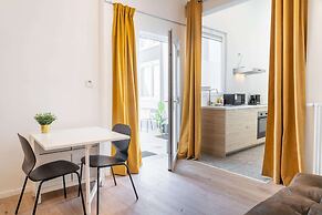 Comfy Saint Pauls Apartment