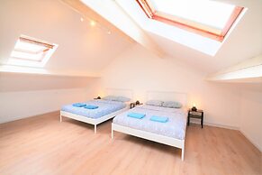Comfy Saint Pauls Apartment