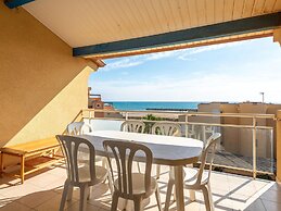 Large Seaview Stay for 8 in Valras Plage