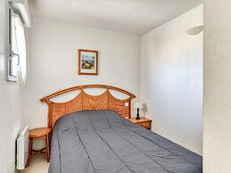 Large Seaview Stay for 8 in Valras Plage