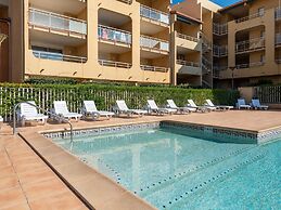 Large Seaview Stay for 8 in Valras Plage