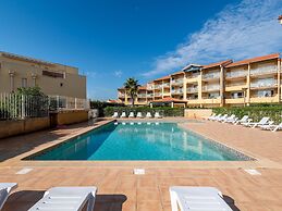 Large Seaview Stay for 8 in Valras Plage