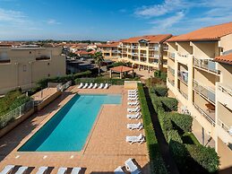 Large Seaview Stay for 8 in Valras Plage