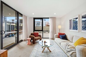 Stylish 1-bed Retreat in Braddon