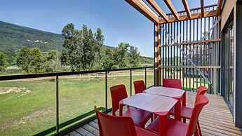 6-person Apartment in Motz