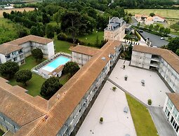 La Rochelle Coastal Stay for 4