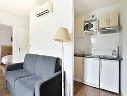 La Rochelle Coastal Stay for 4