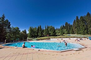 Group Mountain Stay for Six in Doucy