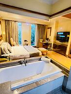 The Luxotic Suites