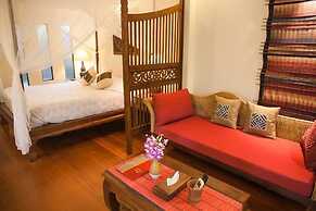 Baan Orapin Heritage Bed and Breakfast