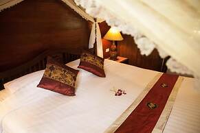 Baan Orapin Heritage Bed and Breakfast