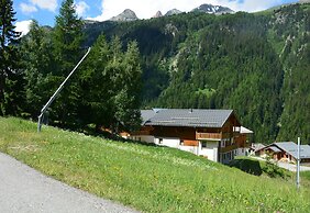 Cosy Apartment in Modane by Ski-lifts