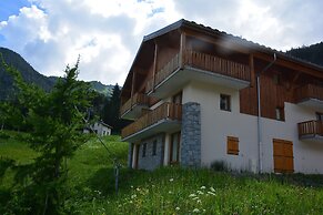 Cosy Apartment in Modane by Ski-lifts