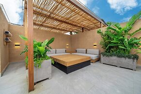 Berawa Week Villas