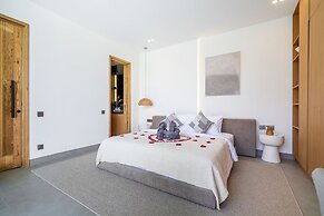 Berawa Week Villas