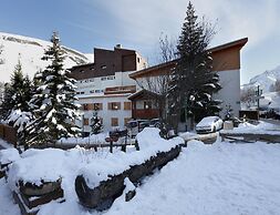 Spacious Alpine Apartment for Family