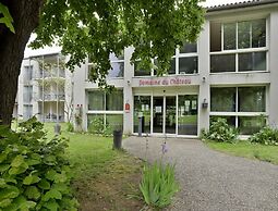 Spacious Stay for 6 in La Rochelle