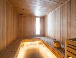 Mountain Retreat for 6 With Indoor Pool