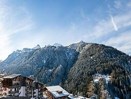 Alpine Comfort Apartment Near Ski-slopes