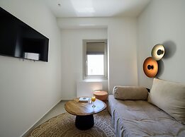 Eteo Santorini Luxury Suites