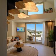 Eteo Santorini Luxury Suites