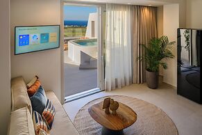 Eteo Santorini Luxury Suites