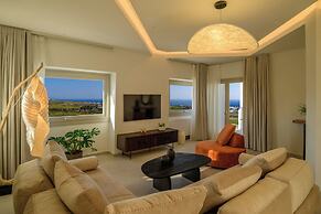 Eteo Santorini Luxury Suites
