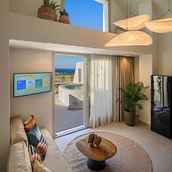 Eteo Santorini Luxury Suites