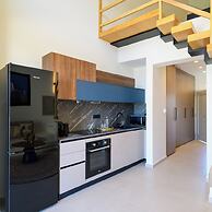 Eteo Santorini Luxury Suites