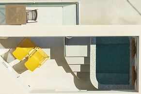 Eteo Santorini Luxury Suites
