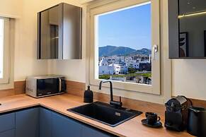 Eteo Santorini Luxury Suites