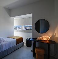 Eteo Santorini Luxury Suites