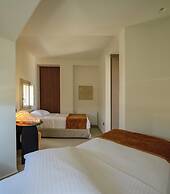 Eteo Santorini Luxury Suites