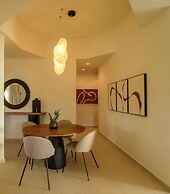 Eteo Santorini Luxury Suites