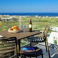 Eteo Santorini Luxury Suites