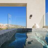 Eteo Santorini Luxury Suites