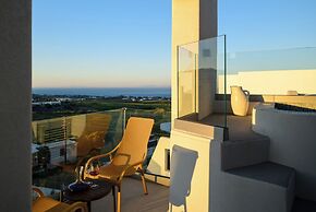 Eteo Santorini Luxury Suites