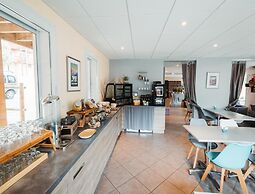 Rental for 6 With Private Balcony