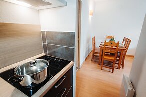 Rental for 6 With Private Balcony