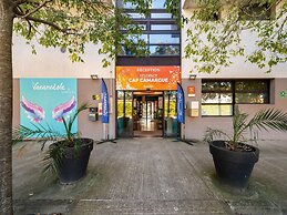 Coastal Stay for 4 With Air-conditioning