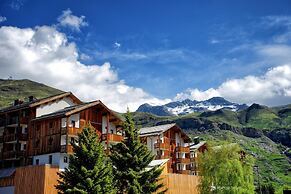 4-guest Studio With Mountain View