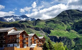 4-guest Studio With Mountain View