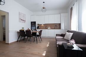 Batur Pool Apartments