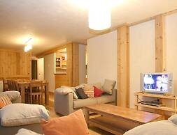 Alpine Apartment With Beautiful Views