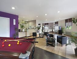 Smart Stay With Mezzanine for Four