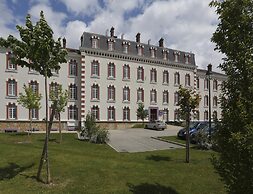 Refined Champagne Stay for Two