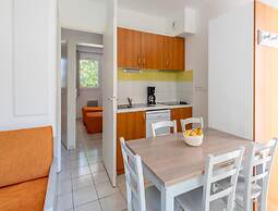 Spacious Forest Stay for 6