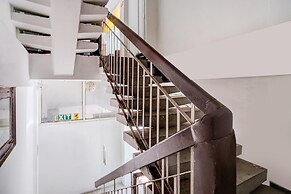 Deluxe With Balcony Hotel Aaghnya