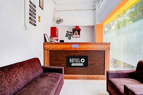 Deluxe With Balcony Hotel Aaghnya