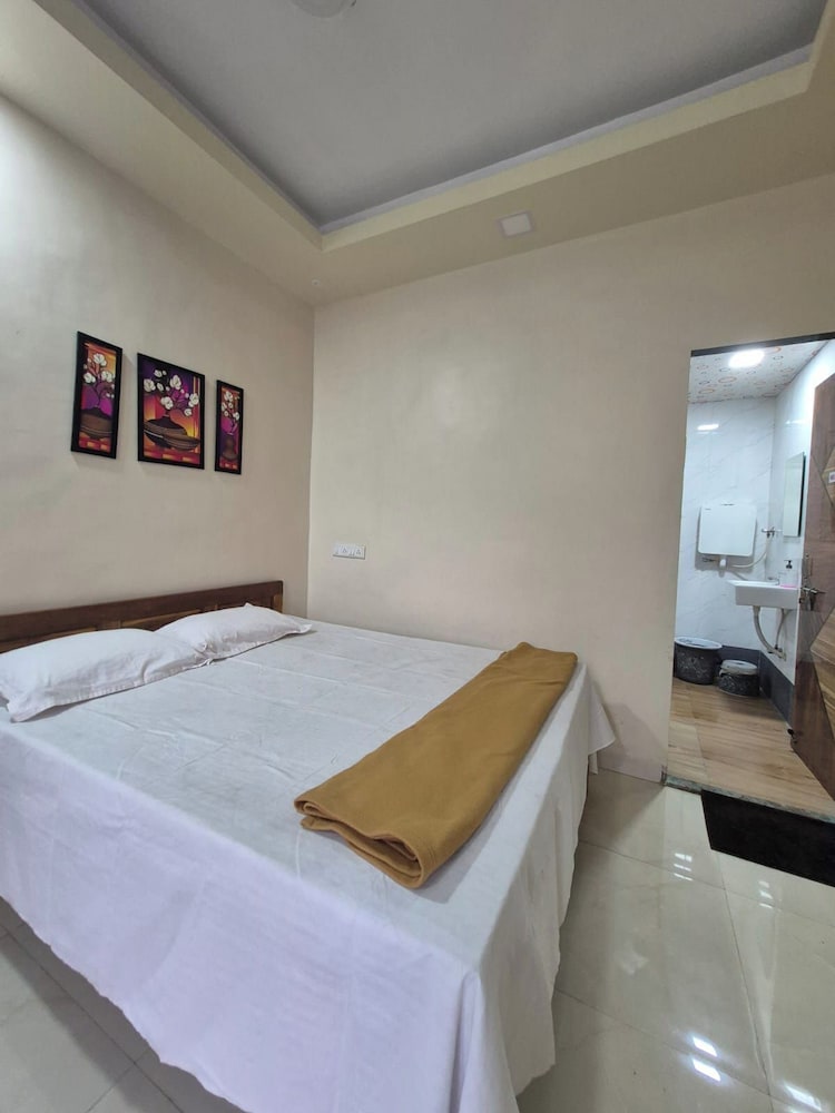 Mohor Retreat